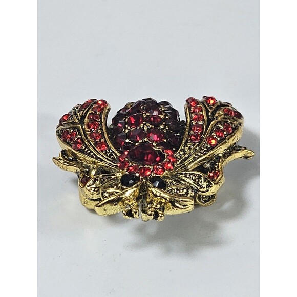 Vintage Red Rhinestone Beetle Bug Brooch Pin Gold Tone Insect Jewelry Pendant - Picture 4 of 5